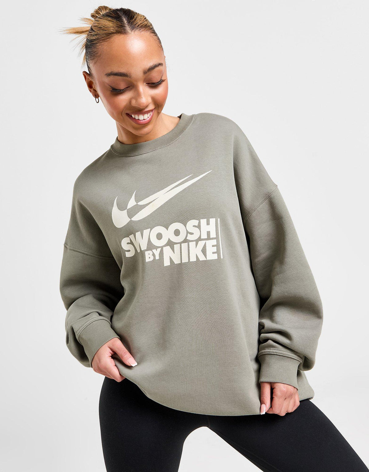 סווטשירט אוברסייז Sportswear Swoosh | נשים