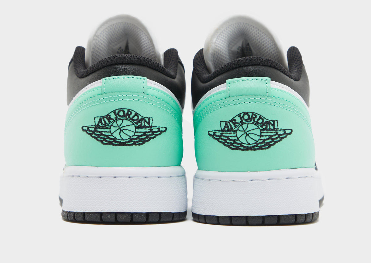 סניקרס Air Jordan 1 Low Green Glow | ג'וניורס