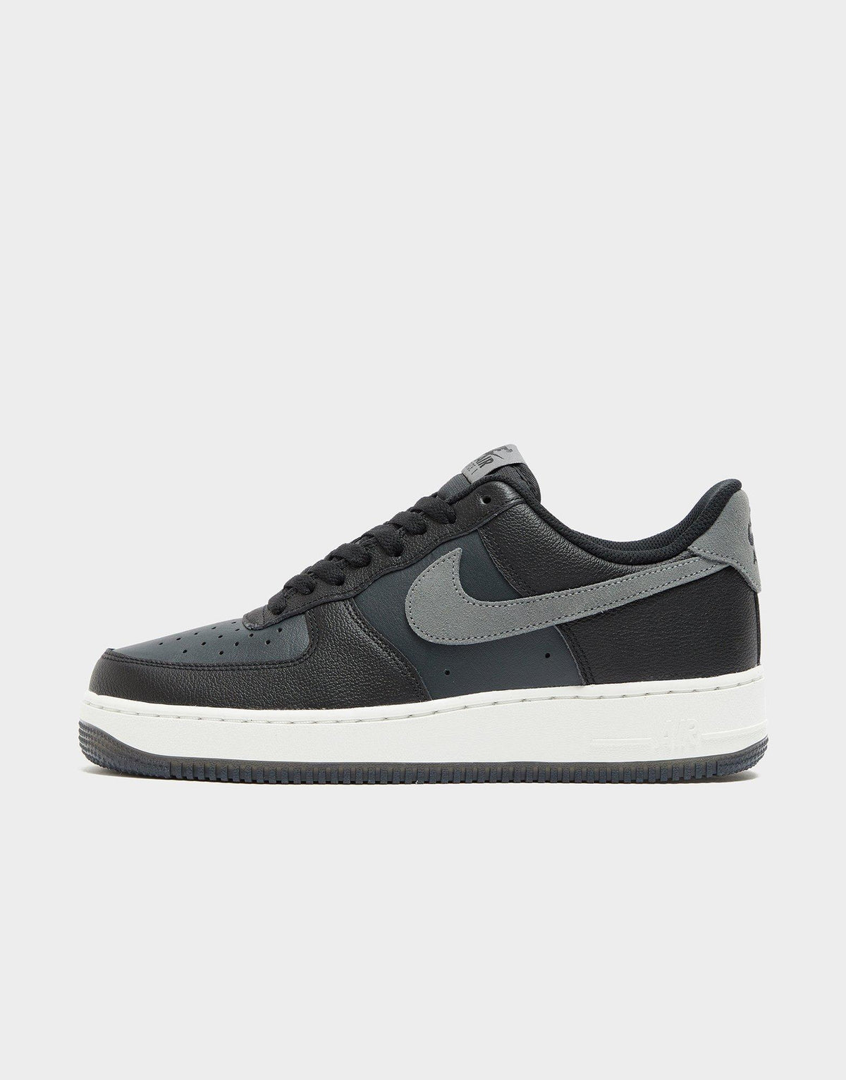 סניקרס Air Force 1 '07 LV8 Smoke Grey | גברים