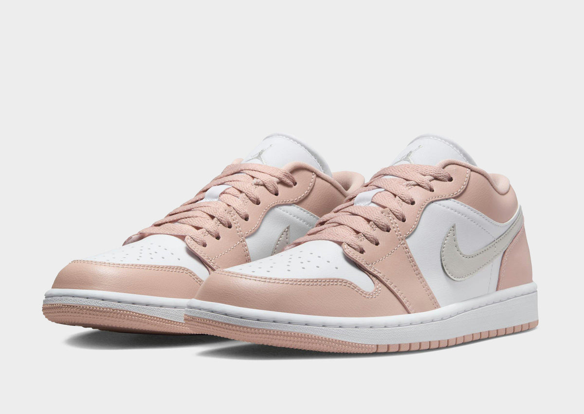 סניקרס Air Jordan 1 Low Crimson Tint | נשים