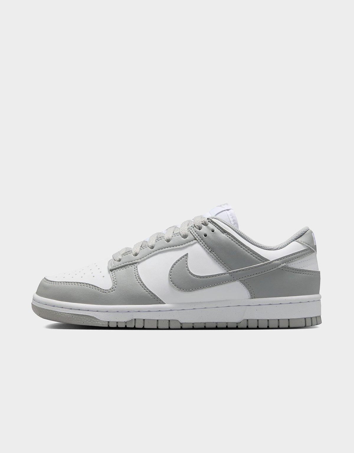 סניקרס Dunk Low Next Nature Light Smoke Grey | נשים