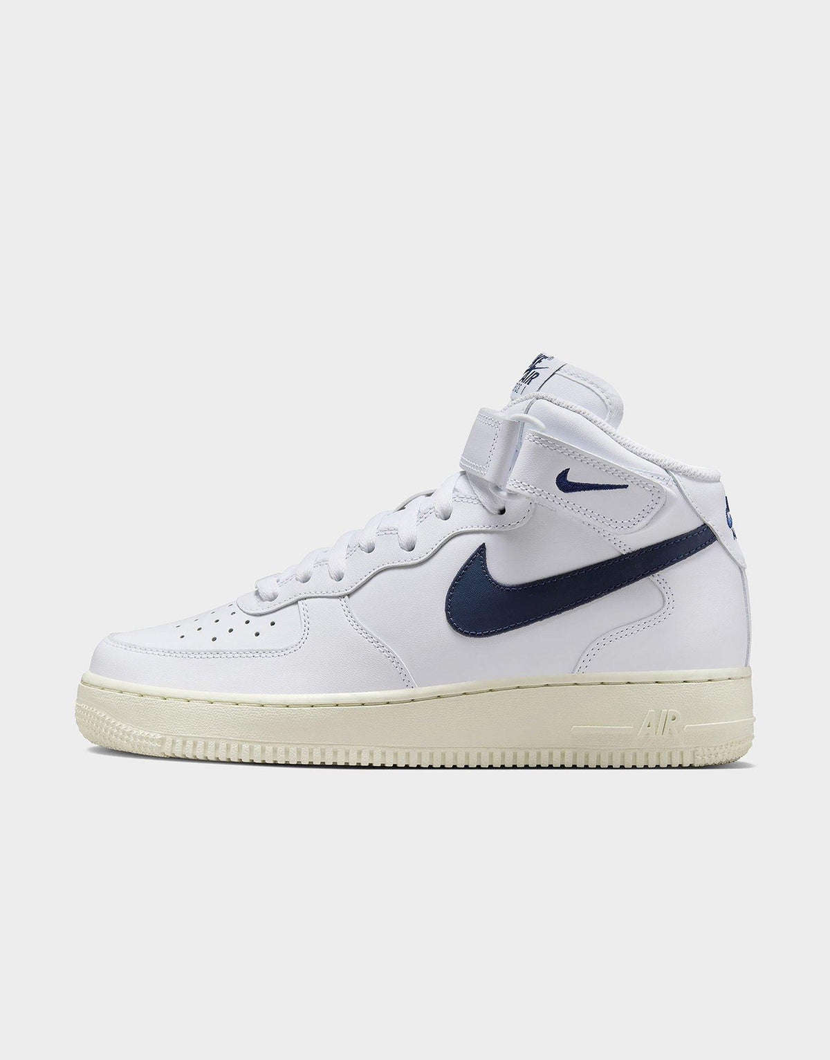 סניקרס Air Force 1 '07 Mid | נשים