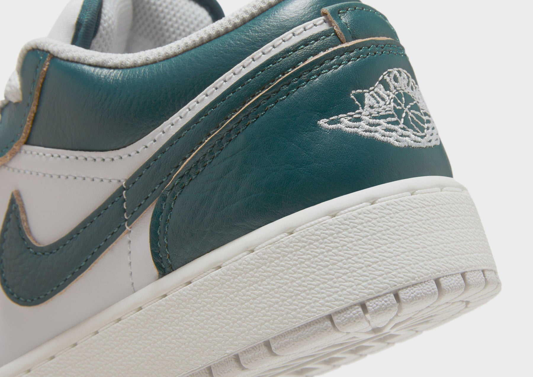 סניקרס Air Jordan 1 Low SE Oxidized Green | ג'וניורס