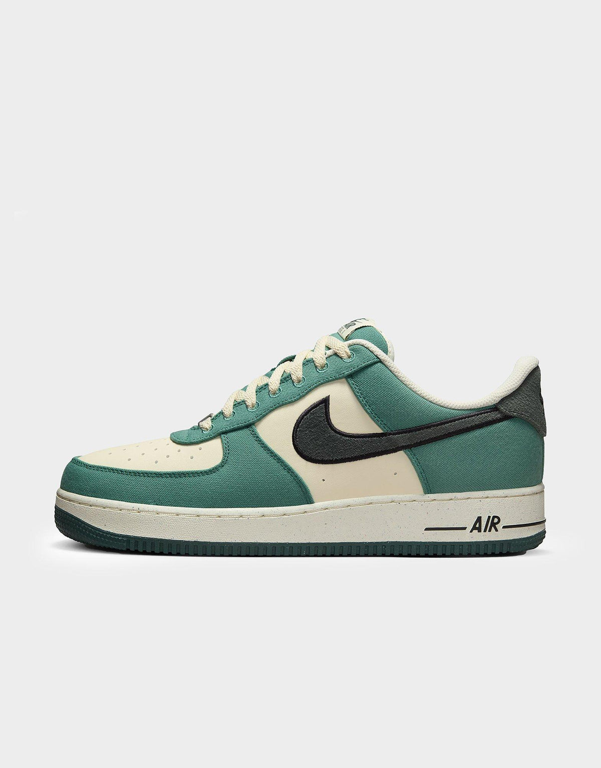 סניקרס Air Force 1 '07 LV8 Vintage Green | גברים