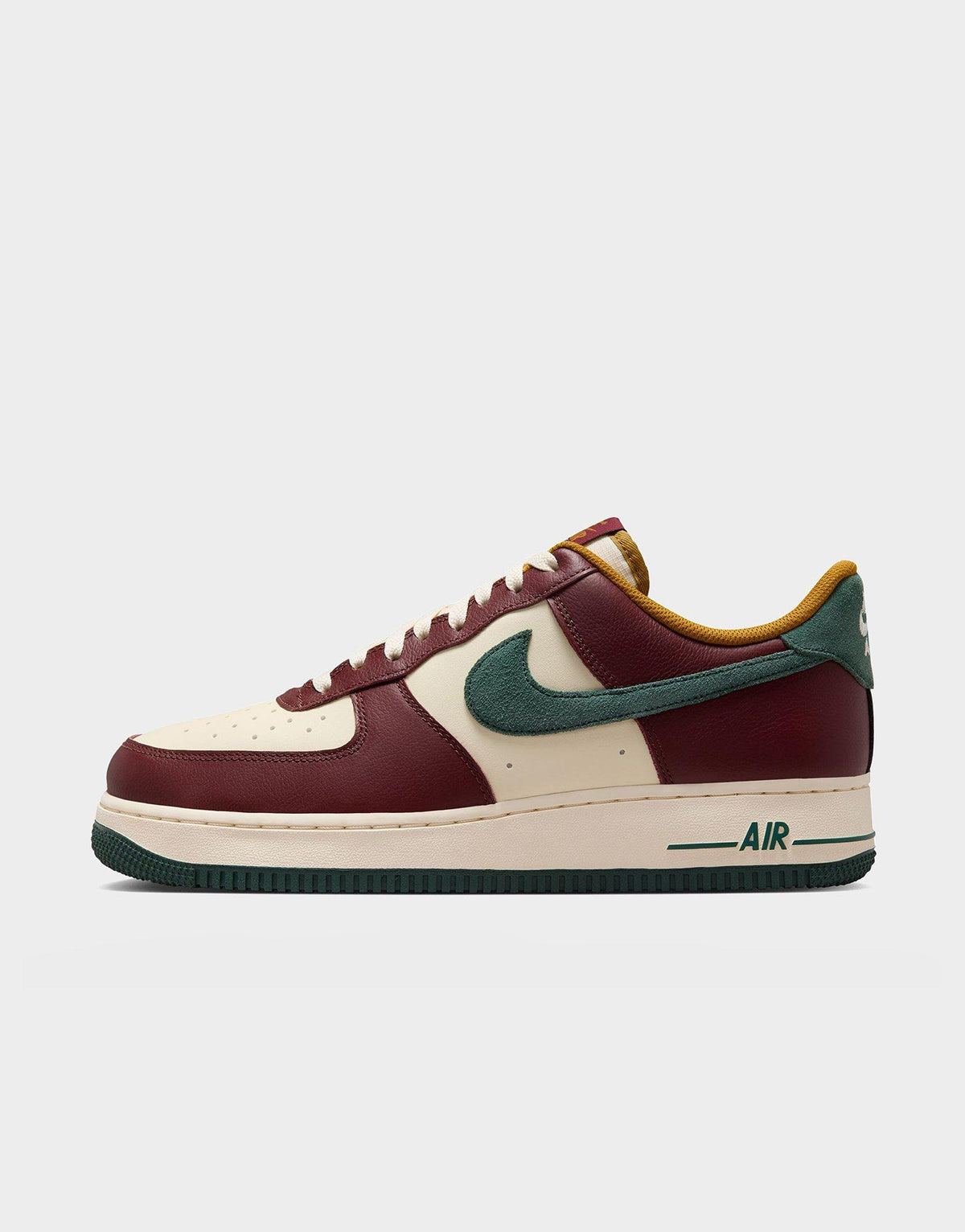 סניקרס Air Force 1 '07 LV8 | גברים