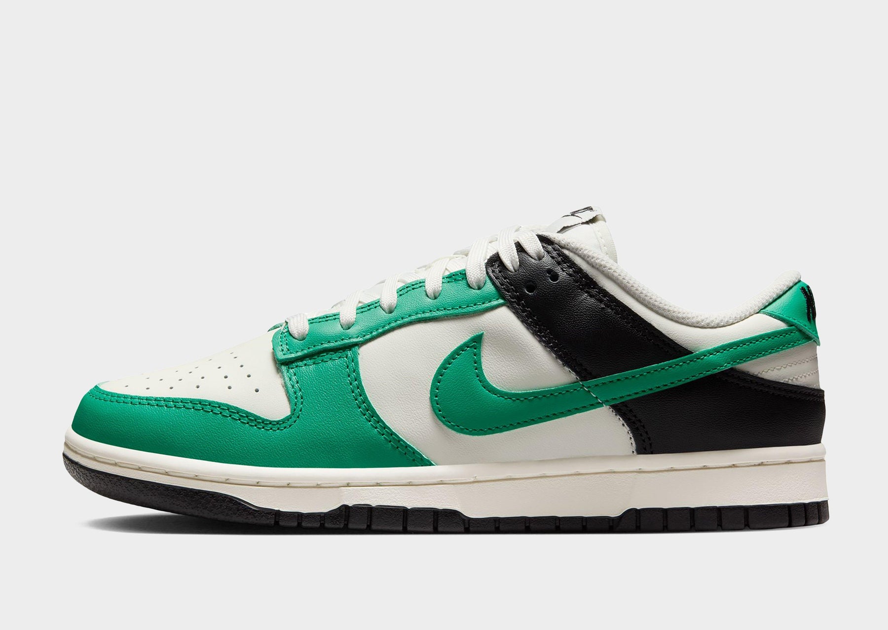 סניקרס Dunk Low Celtics | נשים