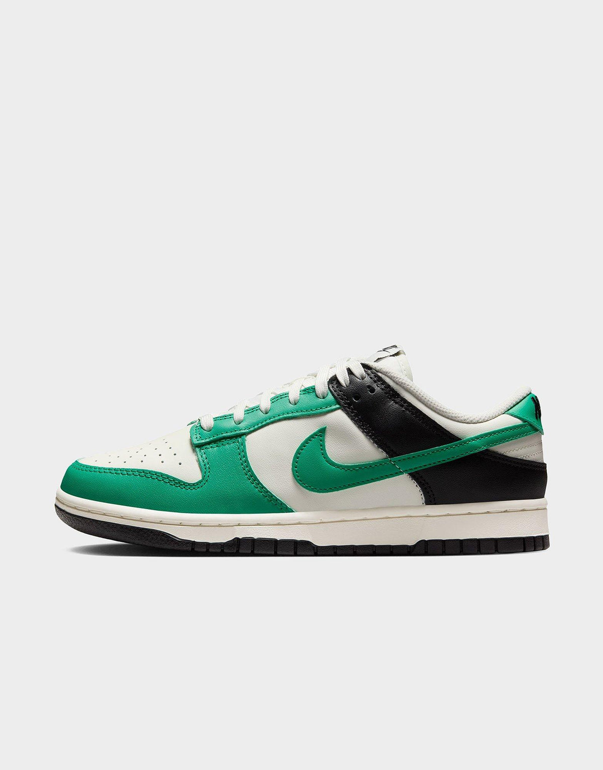 סניקרס Dunk Low Celtics | נשים