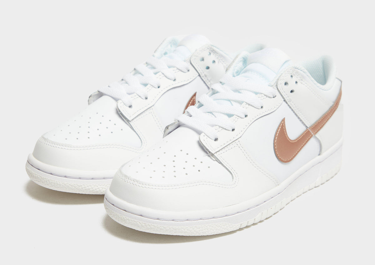 סניקרס Dunk Low White Metallic Red Bronze | ג'וניורס