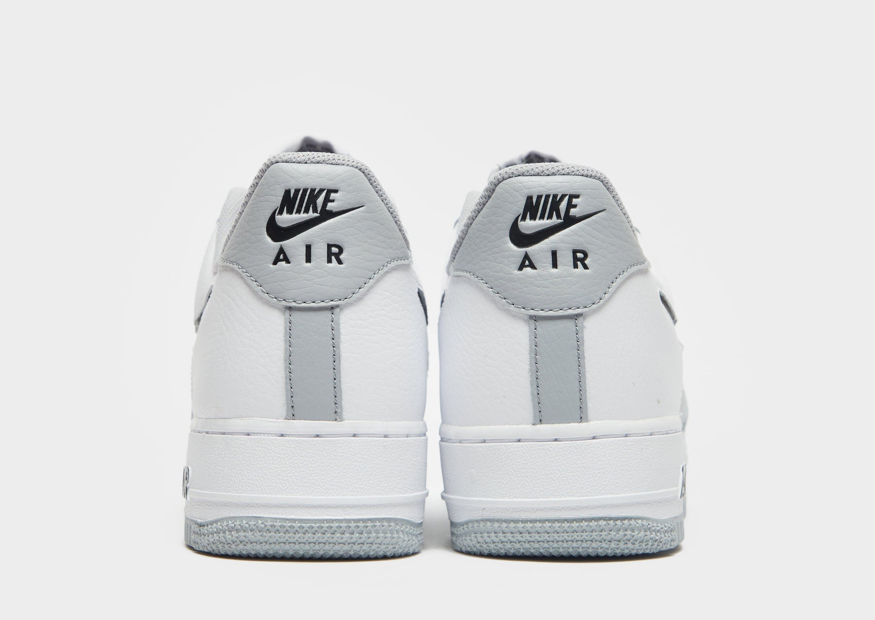 סניקרס Air Force 1 '07 LV8 | גברים