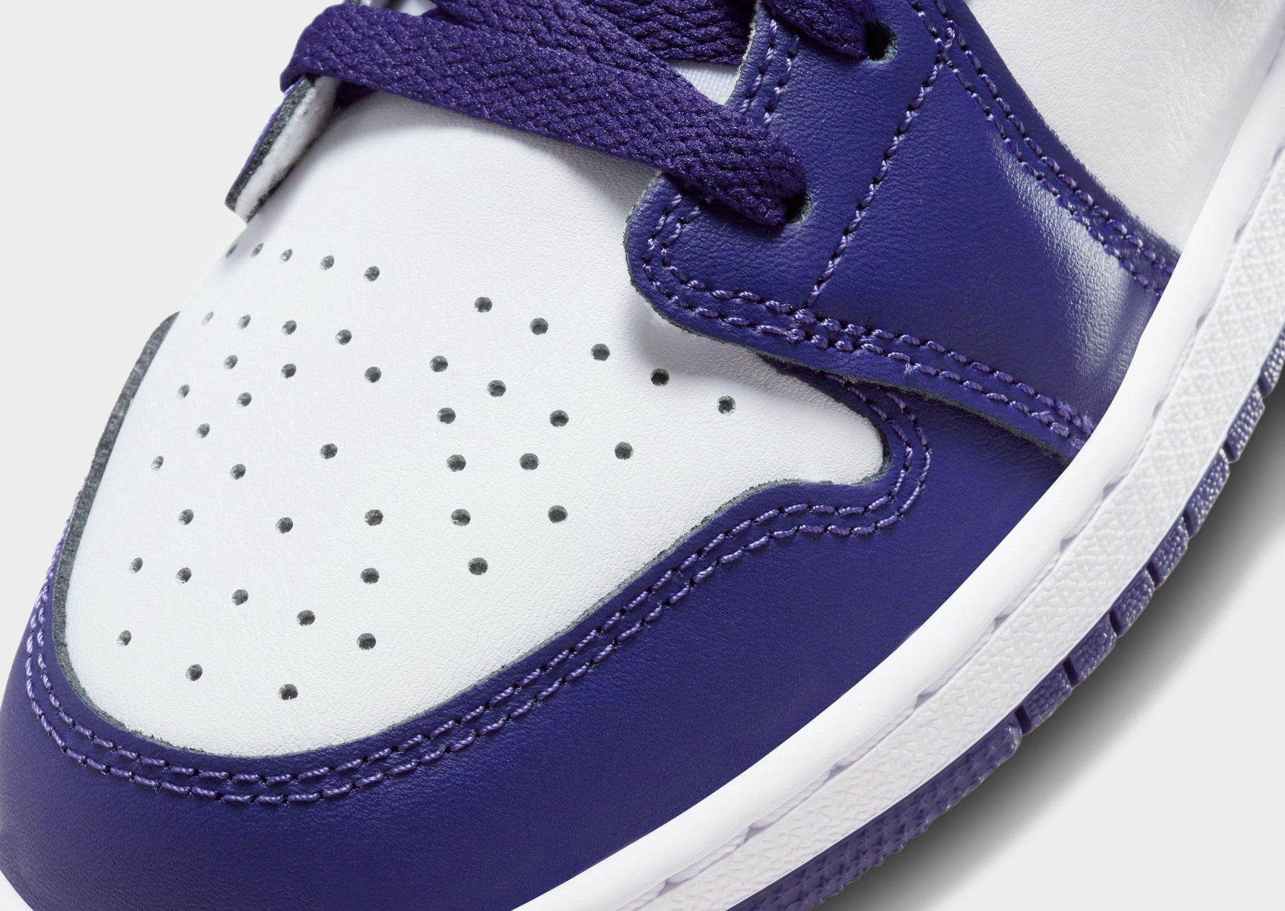 סניקרס Air Jordan 1 Low Sky J Purple | ג'וניורס