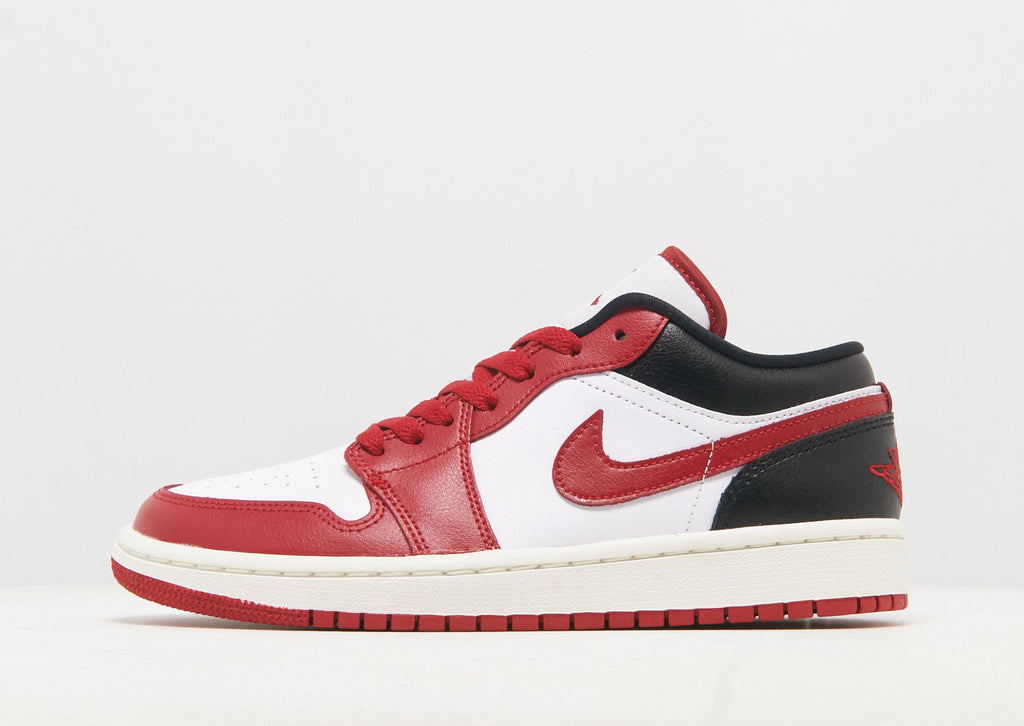 סניקרס Air Jordan 1 Low Reverse Black Toe | נשים