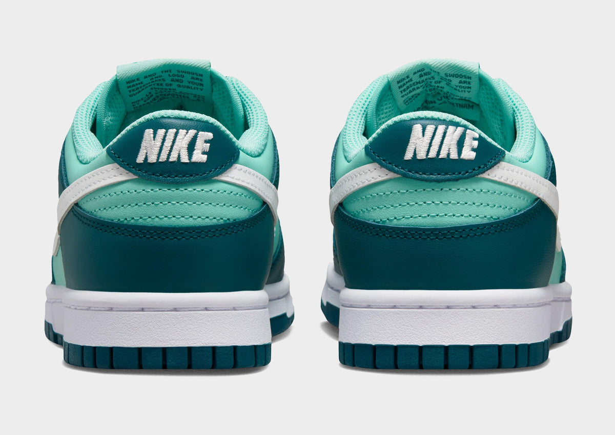 סניקרס Dunk Low Geode Teal | נשים