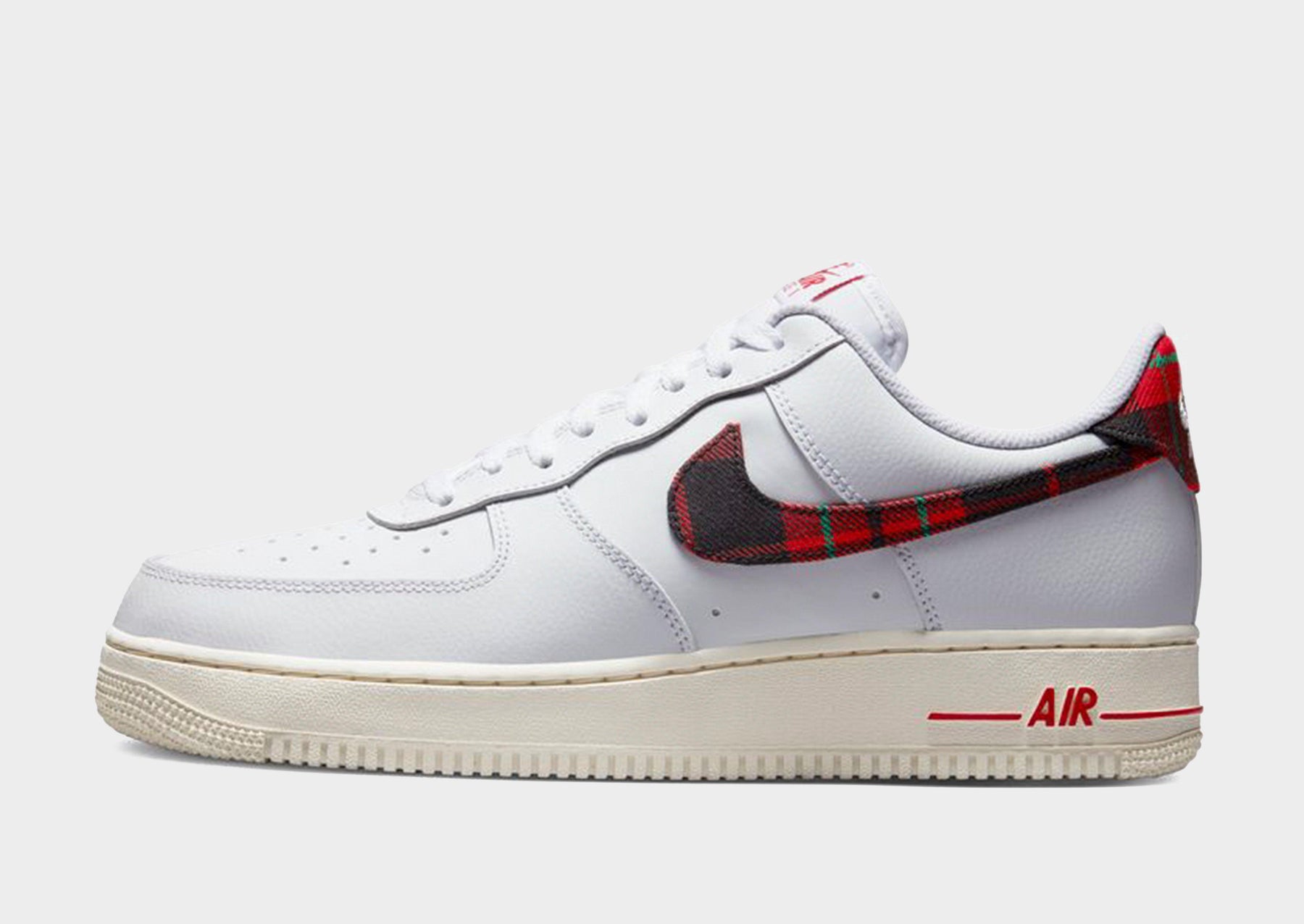 סניקרס Air Force 1 '07 LV8 | גברים