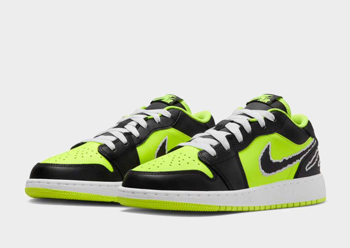 סניקרס Air Jordan 1 Low SE Volt | ג'וניורס