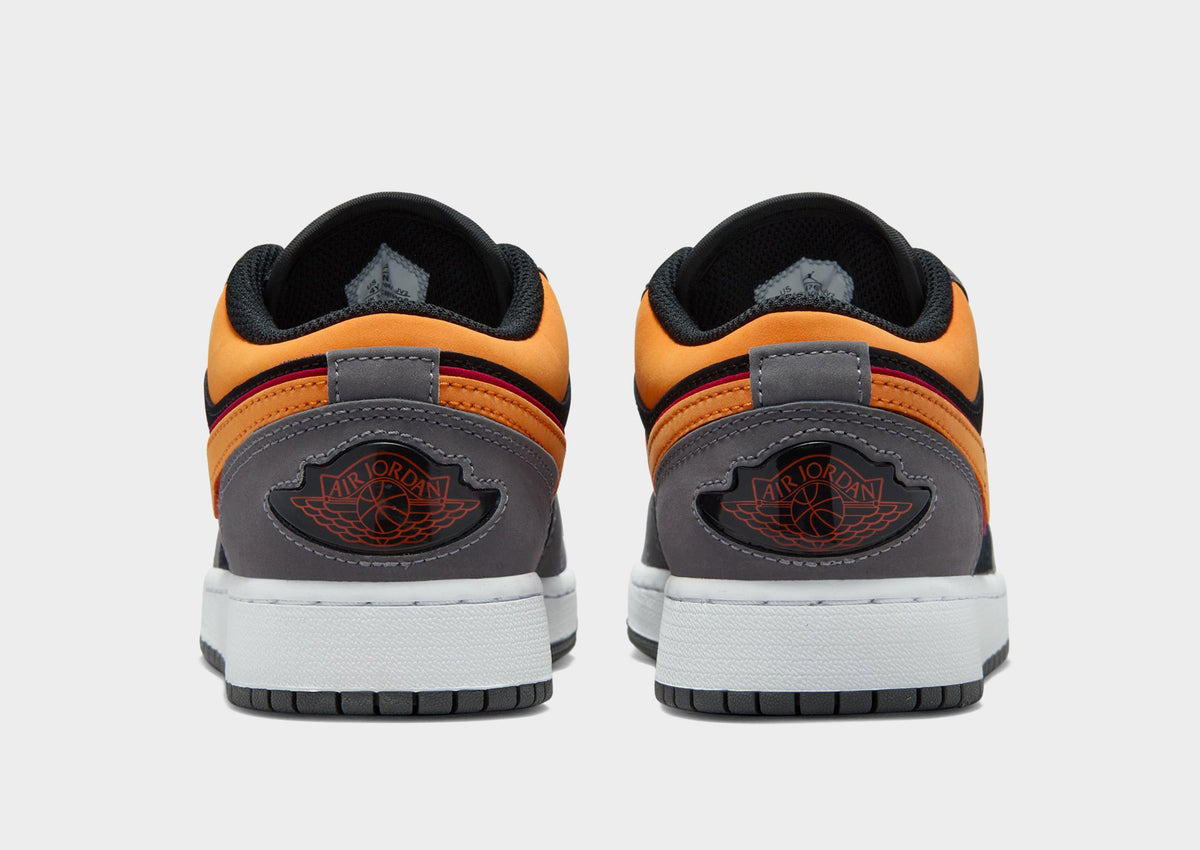 סניקרס Air Jordan 1 Low SE Vivid Orange | ג'וניורס